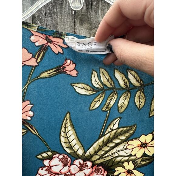 Vibrant Floral Kimono - XS - Sage The Label - Picture 3 of 3
